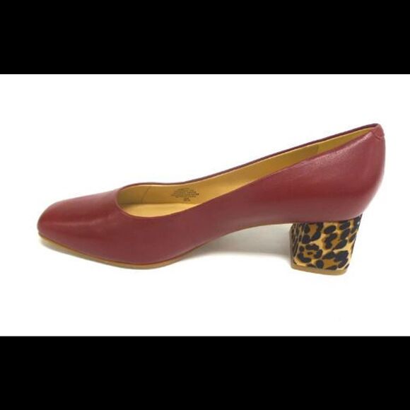 Isaac Mizrahi Leather Pump with Leopard Block Heel Mahogany - Medium - Picture 4 of 7